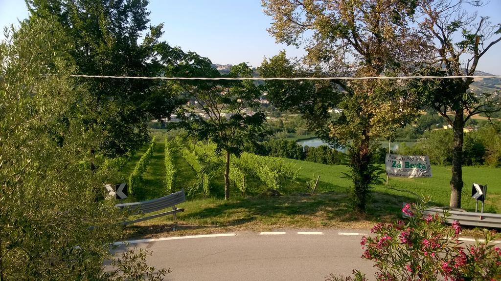 Agriturismo Za Beata Bed and Breakfast Penna Sant'Andrea Buitenkant foto