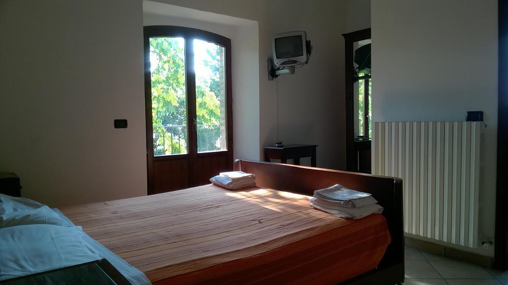 Agriturismo Za Beata Bed and Breakfast Penna Sant'Andrea Buitenkant foto