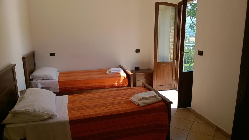 Agriturismo Za Beata Bed and Breakfast Penna Sant'Andrea Buitenkant foto