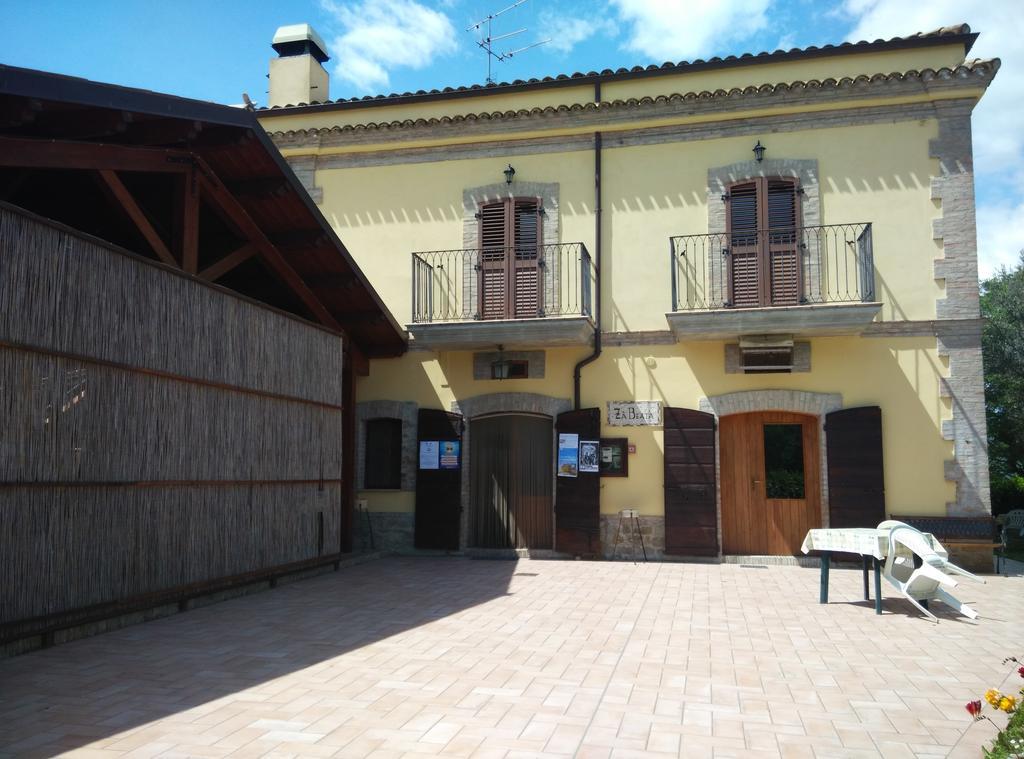 Agriturismo Za Beata Bed and Breakfast Penna Sant'Andrea Buitenkant foto